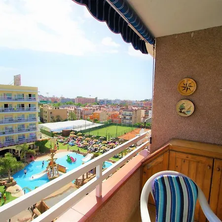 V&v Lloret: Blau With Pool And Parking